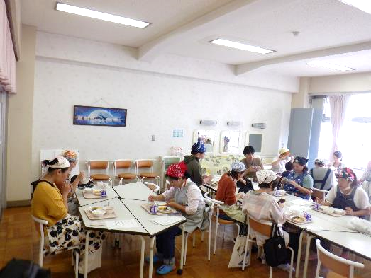 会食の様子