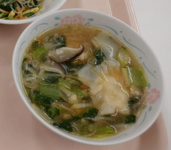 チキンワンタンスープ