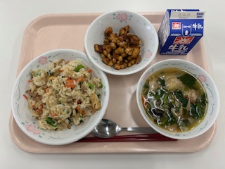 給食はよく嚙んで!