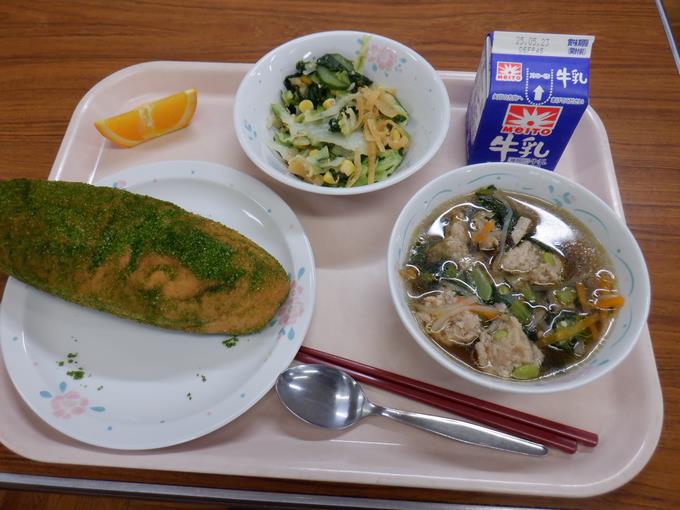 人気の揚げパン!