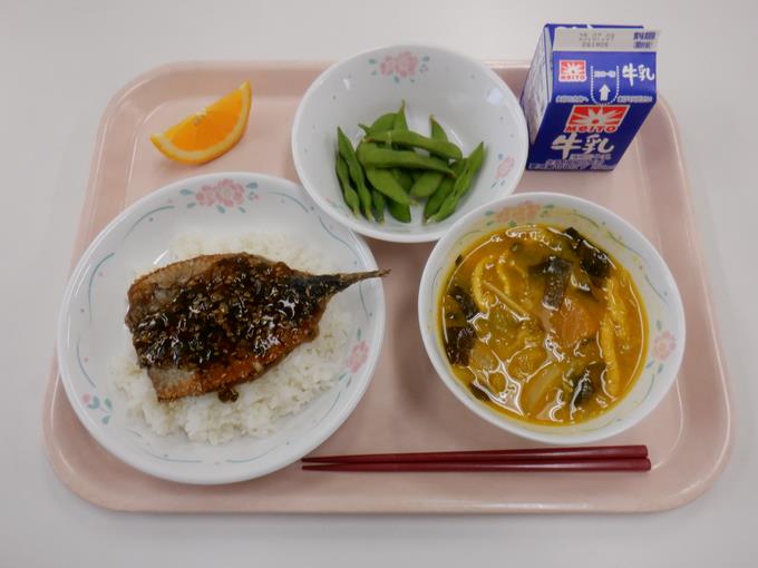 昨日採れたばかりの枝豆です
