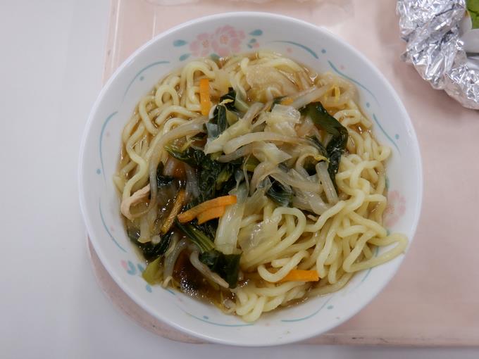 旨味たっぷり野菜ラーメン