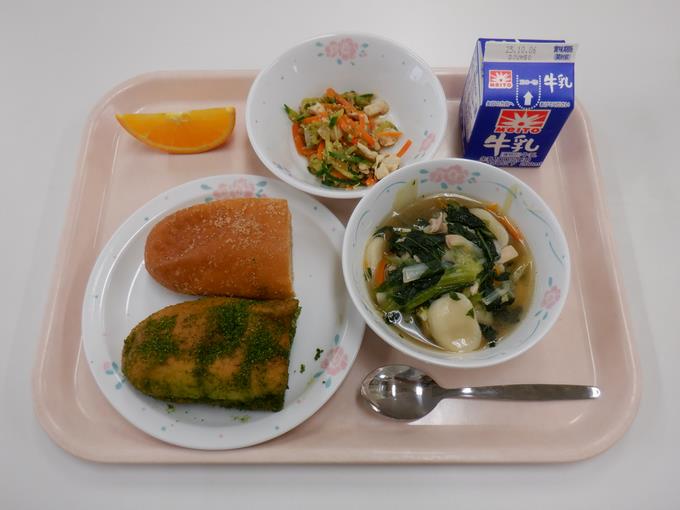 揚げパンは人気メニュー!