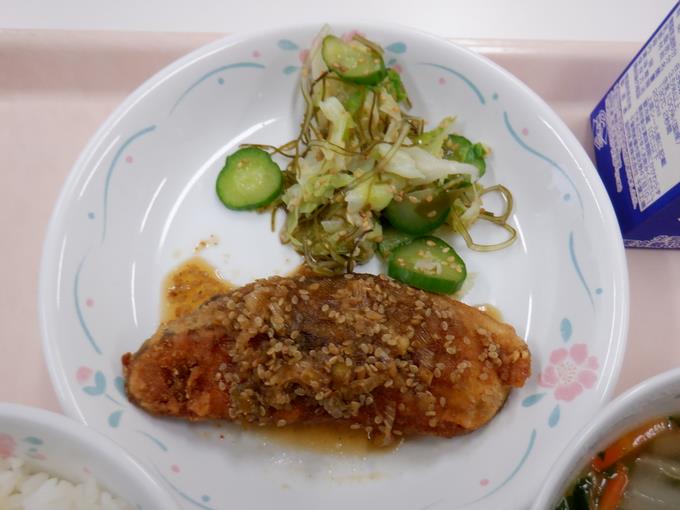 いなだの薬味ｿｰｽとﾚﾓﾝあえ