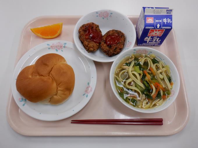 ｢ヌイユのｶﾚｰﾇｰﾄﾞﾙｽｰﾌﾟ｣