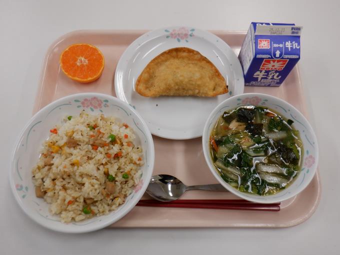 今日は中華メニュー♪