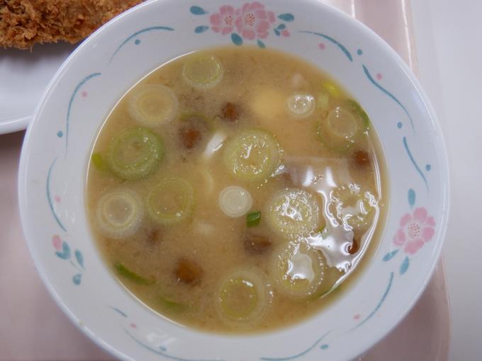 今日の出汁は煮干しから