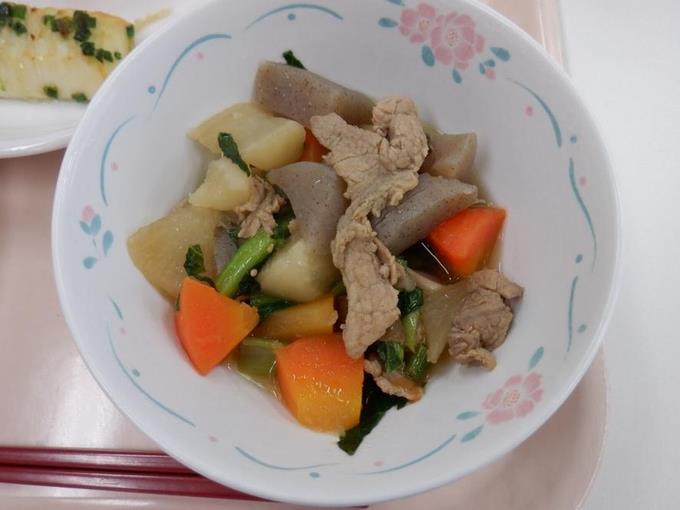 ぶた肉と大根のうま煮