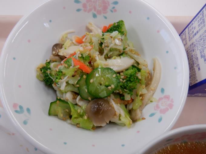 「きのこのマリネ」