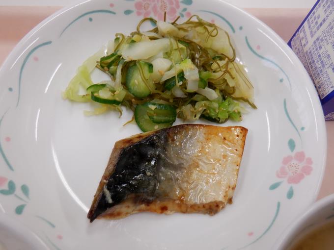 さばは脂がのってます