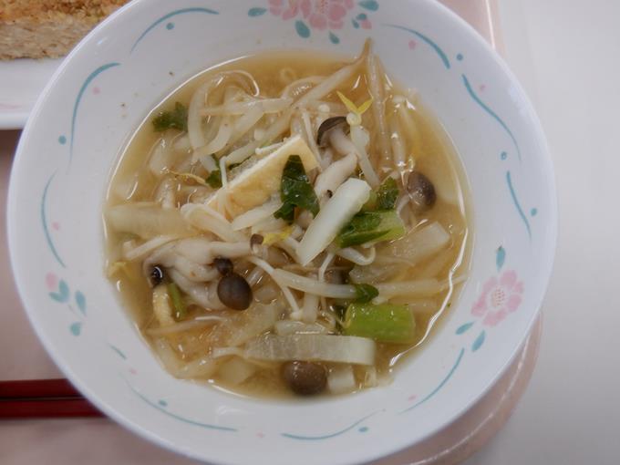 もやしときのこのみそ汁