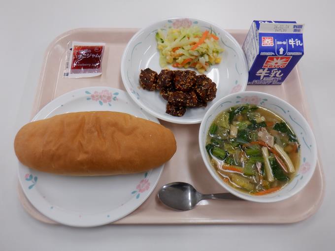 ｢昭和の給食｣をもとに…