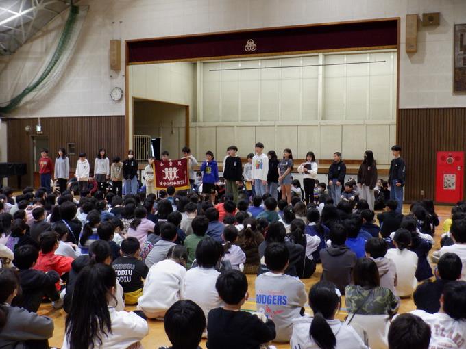 児童会引き継ぎ式