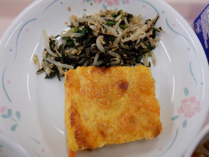 厚焼きたまごとﾋﾟﾘ辛あえ