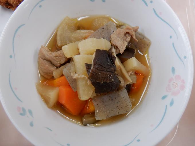 豚肉と大根のうま煮