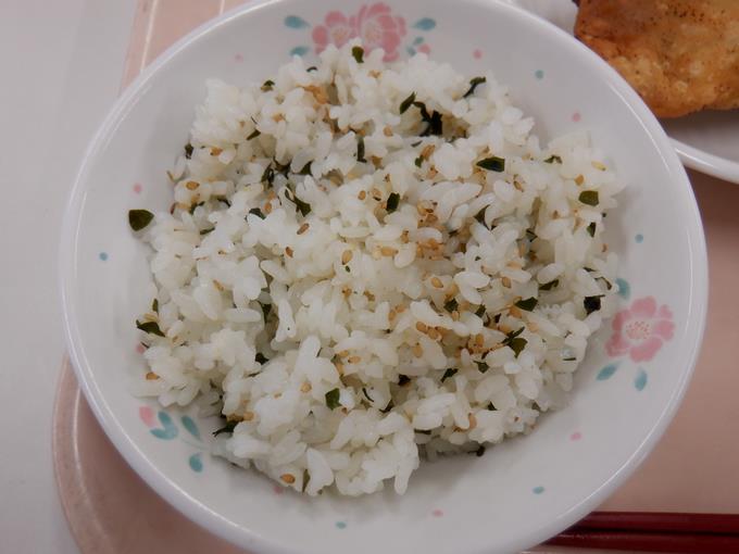 人気の「わかめご飯」