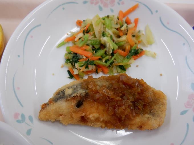 和え物とすずきの唐揚げ