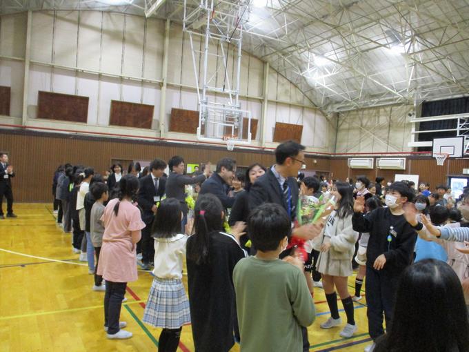 一人一人とお別れしました