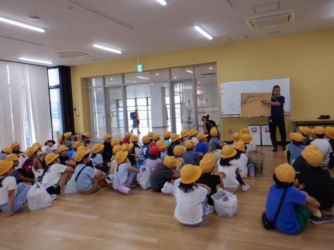 三番瀬環境学習館の先生の話