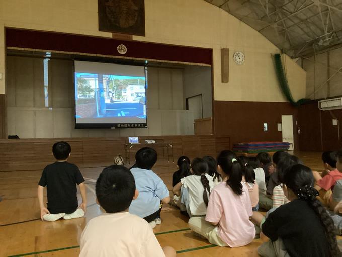 集中して見ています！