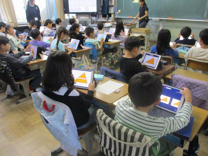 タブレットを使うルールも身についています