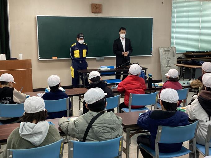 警察署見学①