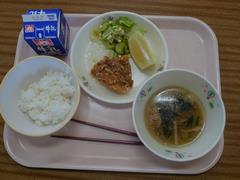 給食