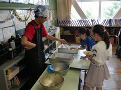 給食3