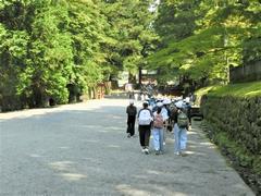 東照宮へ