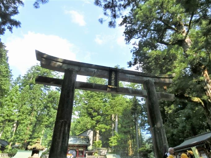 石の鳥居
