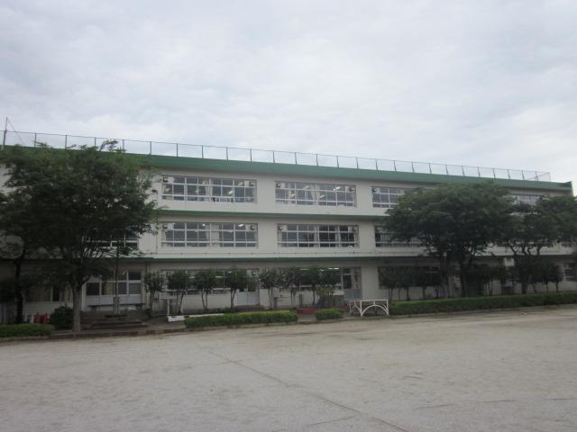 三咲小学校