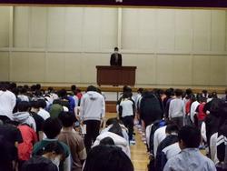 全校朝会