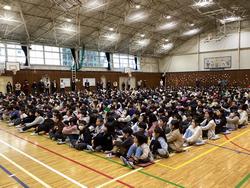 全校朝会