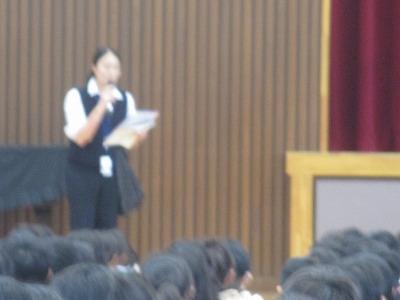 警察官のお話を聞きました。