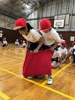 3年生デカパンリレーの練習