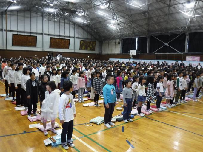 全体合唱「音楽のおくりもの」