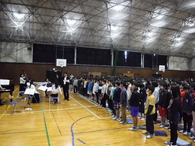 全体合唱「音楽のおくりもの」