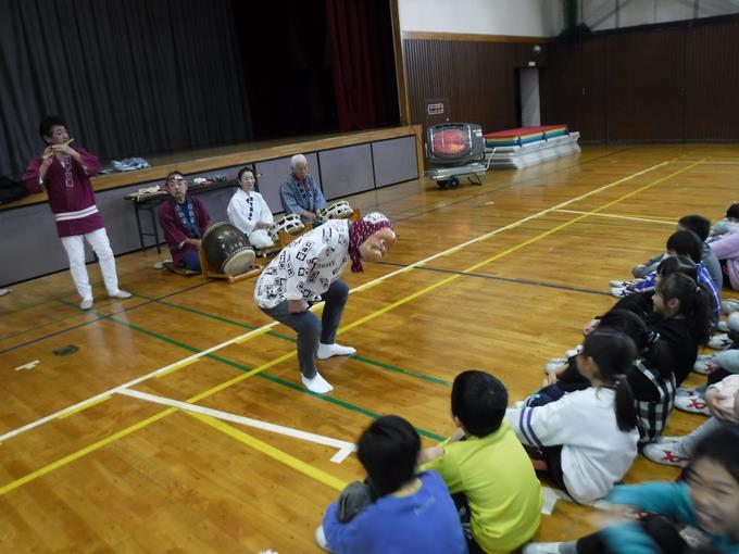 保存会の皆様の実演