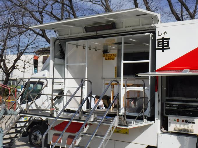 起震車での地震体験