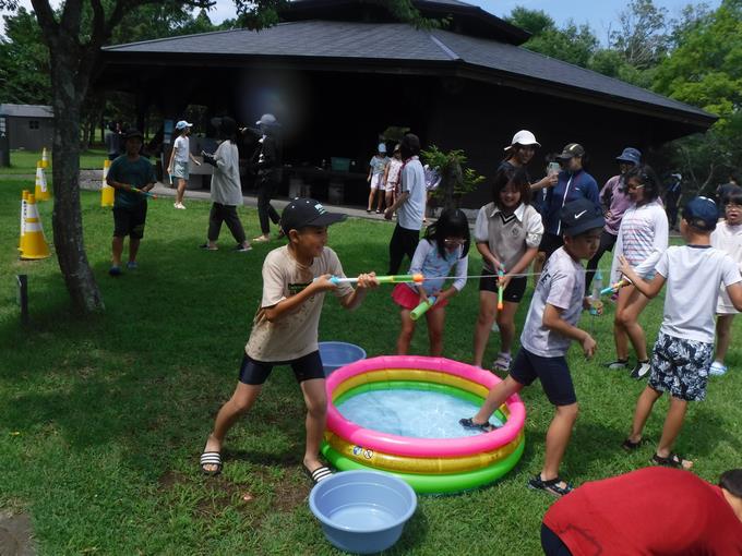 水鉄砲で悪い魔法使いをやっつけろ