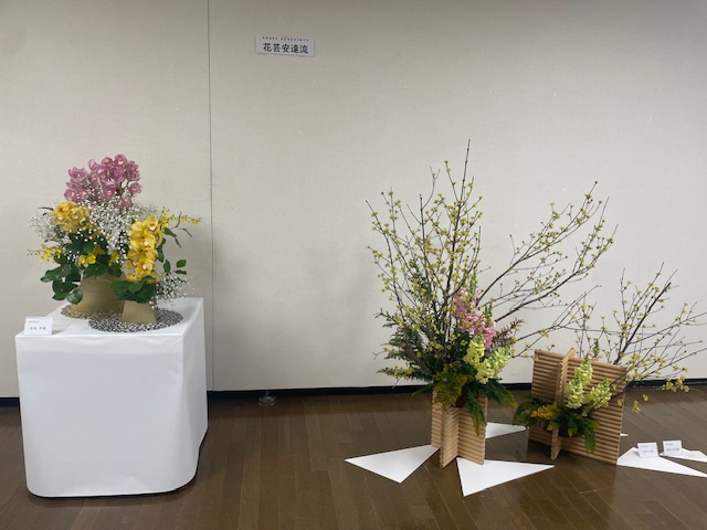 仲良く並んで展示されていました