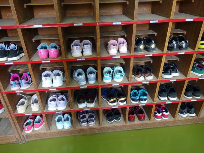 １年生の靴箱