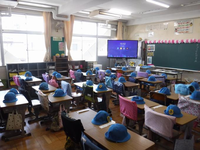 1年生探検中