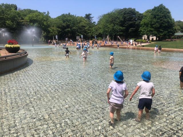 さあ水遊びへ