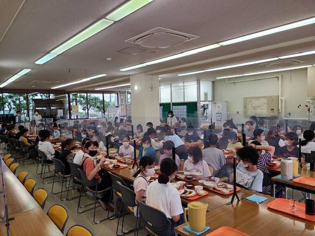 夕食