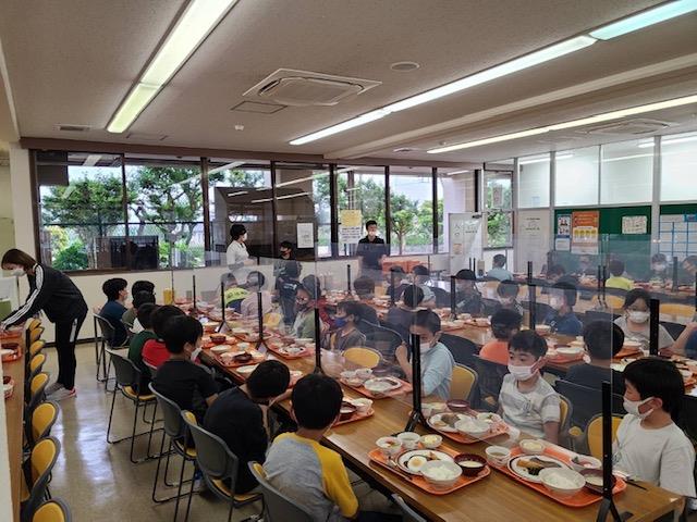 夕食
