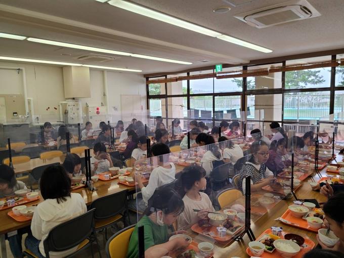 朝食