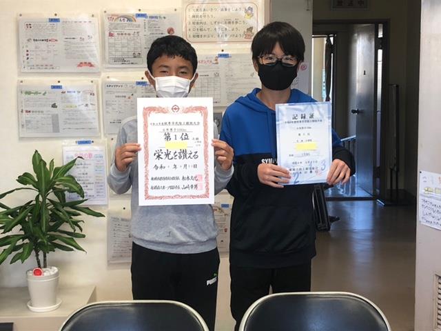6年男子100m第1位、第5位。