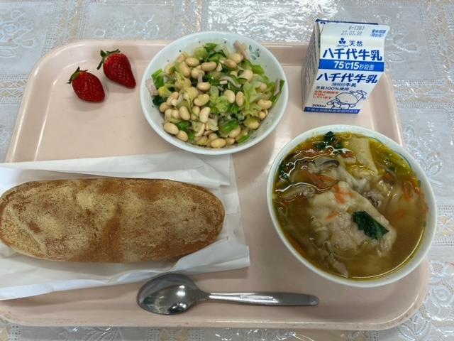 3月2日の給食(5年1組給食委員会考案献立)