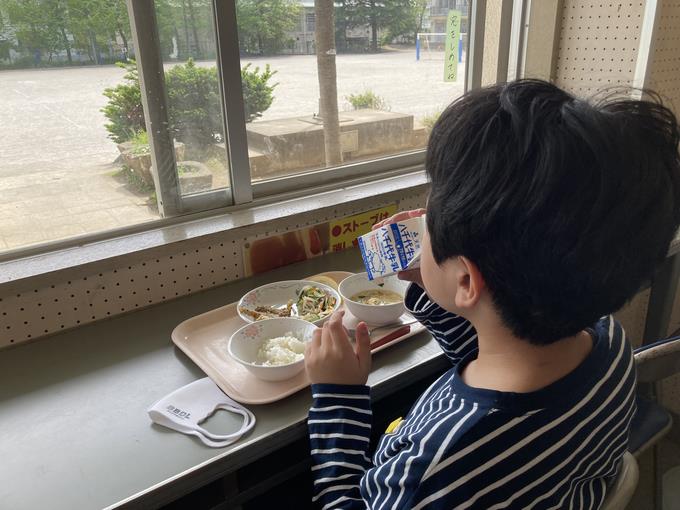 ストローを使わなくても飲める